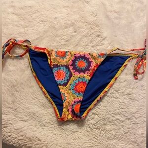 * PilyQ colorful swimwear bottoms side tie size M